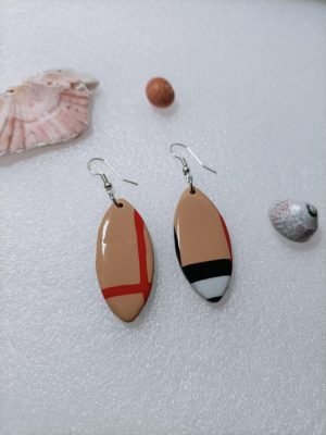 Boucles d'oreilles motif planche de surf