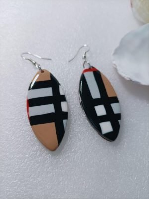 Boucles d'oreilles surfeuses stylées