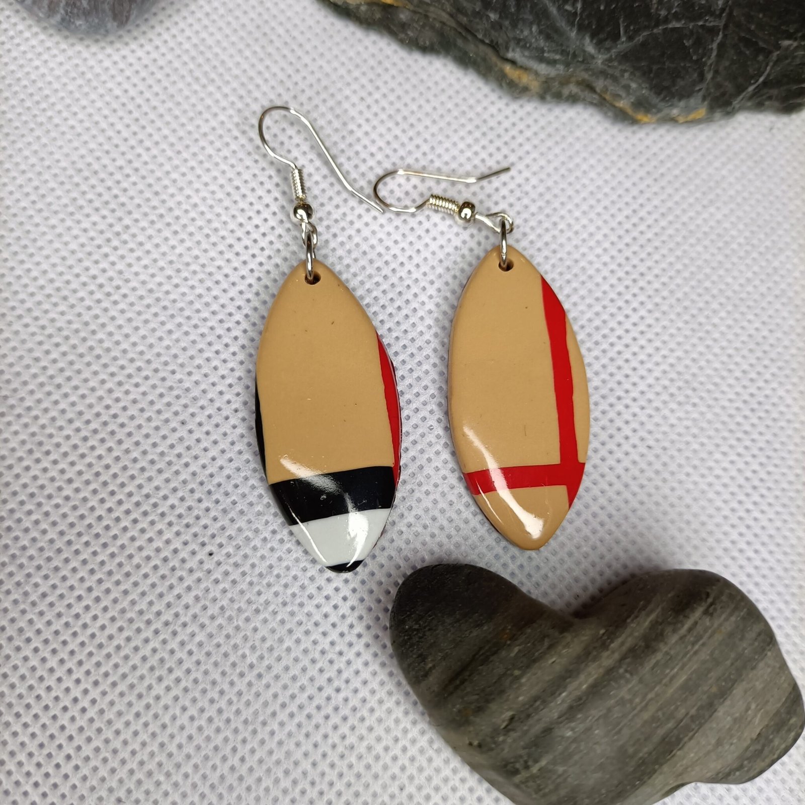 Boucles d'oreilles fantaisies artisanales motif planche de surf