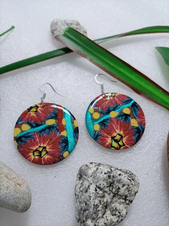 Bijou d'oreille fantaisie de forme ronde chic