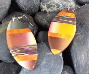 Boucles d'oreilles colorées tendance et chic