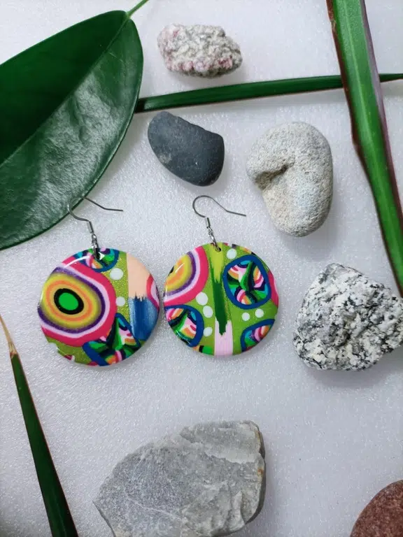 boucles d'oreilles fantaisie à tendance fashion