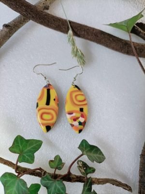 Boucles d'oreilles artistiques colorées