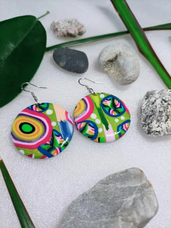 boucles d'oreilles fantaisie à tendance fashion