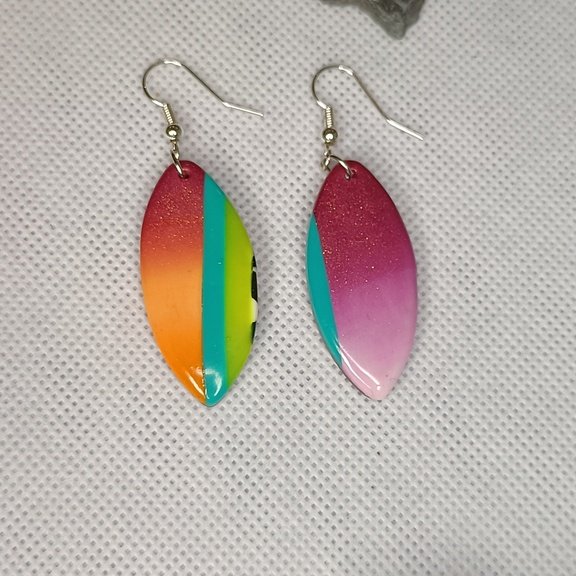 Boucles d'oreilles fantaisies artisanales fashion design