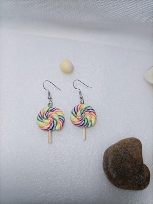 boucles d'oreilles en forme de bonbon
