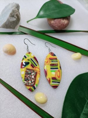 Boucles d'oreilles colorées chic
