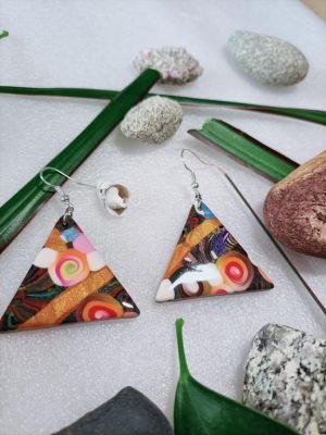 Boucles d'oreilles originales en forme de triangle