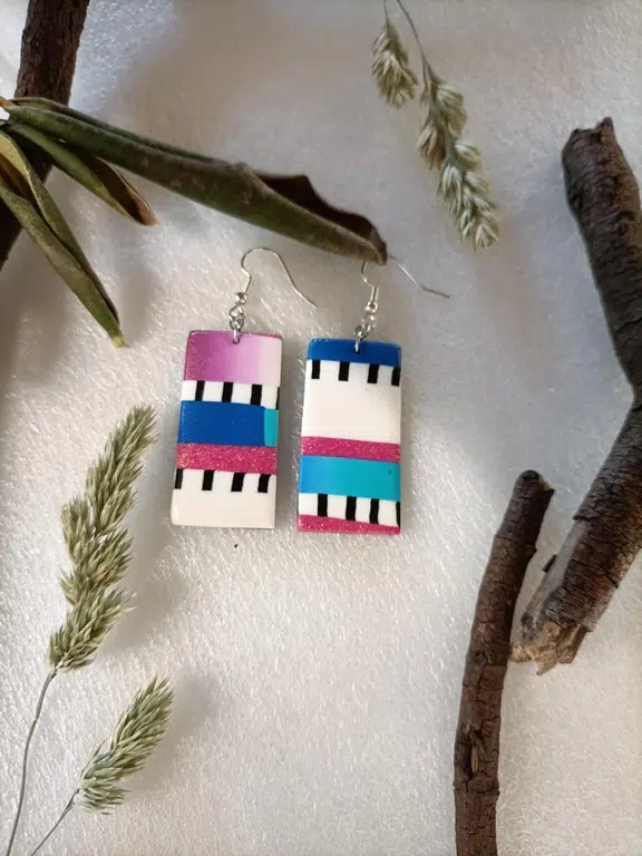 paire de boucles d'oreilles fantaisie rectangle