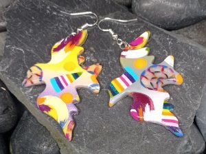 boucles d'oreilles oiseau multicolore