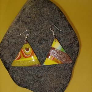 boucle d'oreille fantaisie triangle paillette