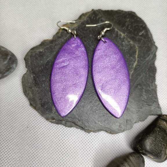 Boucles d'oreilles fantaisies artisanales couleur unie pailletée
