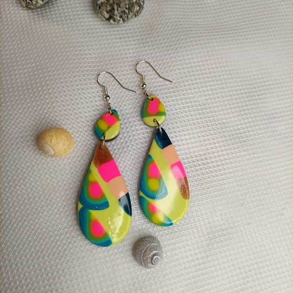 Boucles d'oreilles fantaisies pastel