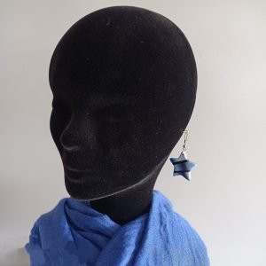 boucle d'oreille créative et foulard fantaisie assorti