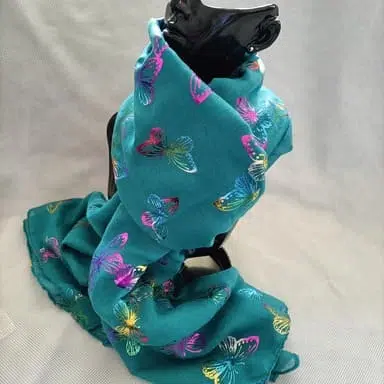 foulard couleur bleu canard avec motifs papillons pour femme