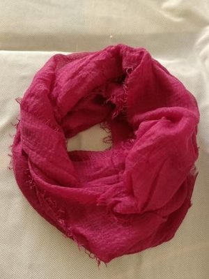 foulard fashion et tendance couleur fushia