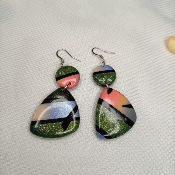 Boucles d'oreilles fantaisies artisanales forme originale