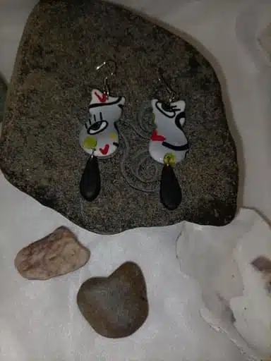 boucle d'oreille fantaisie forme de chat