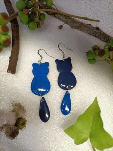 boucle d'oreille fantaisie forme de chat