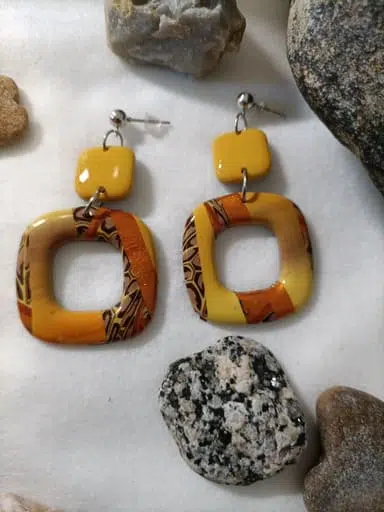 boucle d'oreille fantaisie