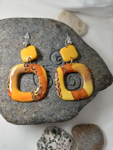 boucle d'oreille fantaisie