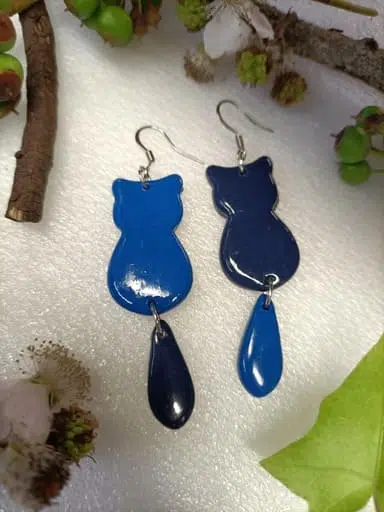boucle d'oreille fantaisie forme de chat