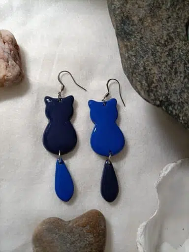 boucle d'oreille fantaisie forme de chat