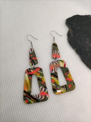 boucles d'oreilles élégantes multicolores
