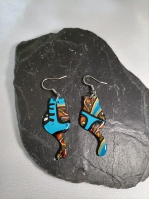 Boucles d'oreilles fantaisies artisanales de couleur bleu chaton mignon