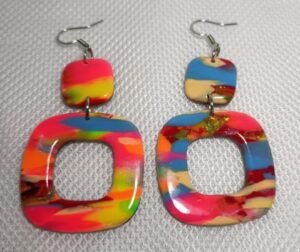 boucles d'oreilles de créateur chic fluorescente