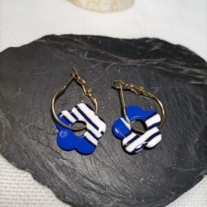 Boucles d’oreilles fantaisies motif artisanal floral