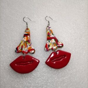 Boucles d’oreilles de créateur fantaisies artisanales élégantes
