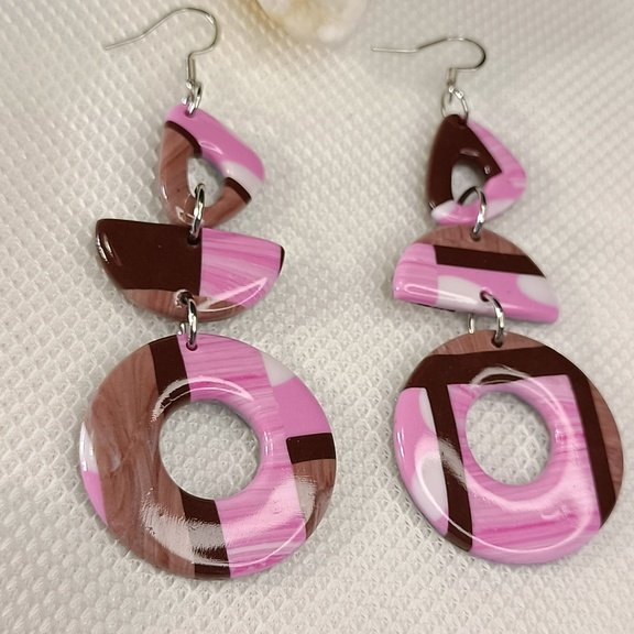 Boucles d'oreilles fantaisies artisanales ronde rose chocolat