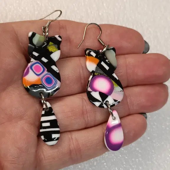 Boucles d'oreilles fantaisies artisanales en forme de Chat Chic